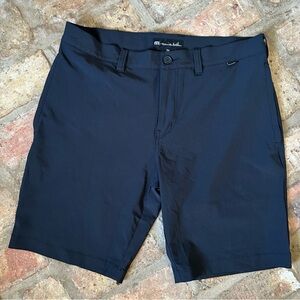 TravisMathew Men’s Carlsbad Golf Shorts